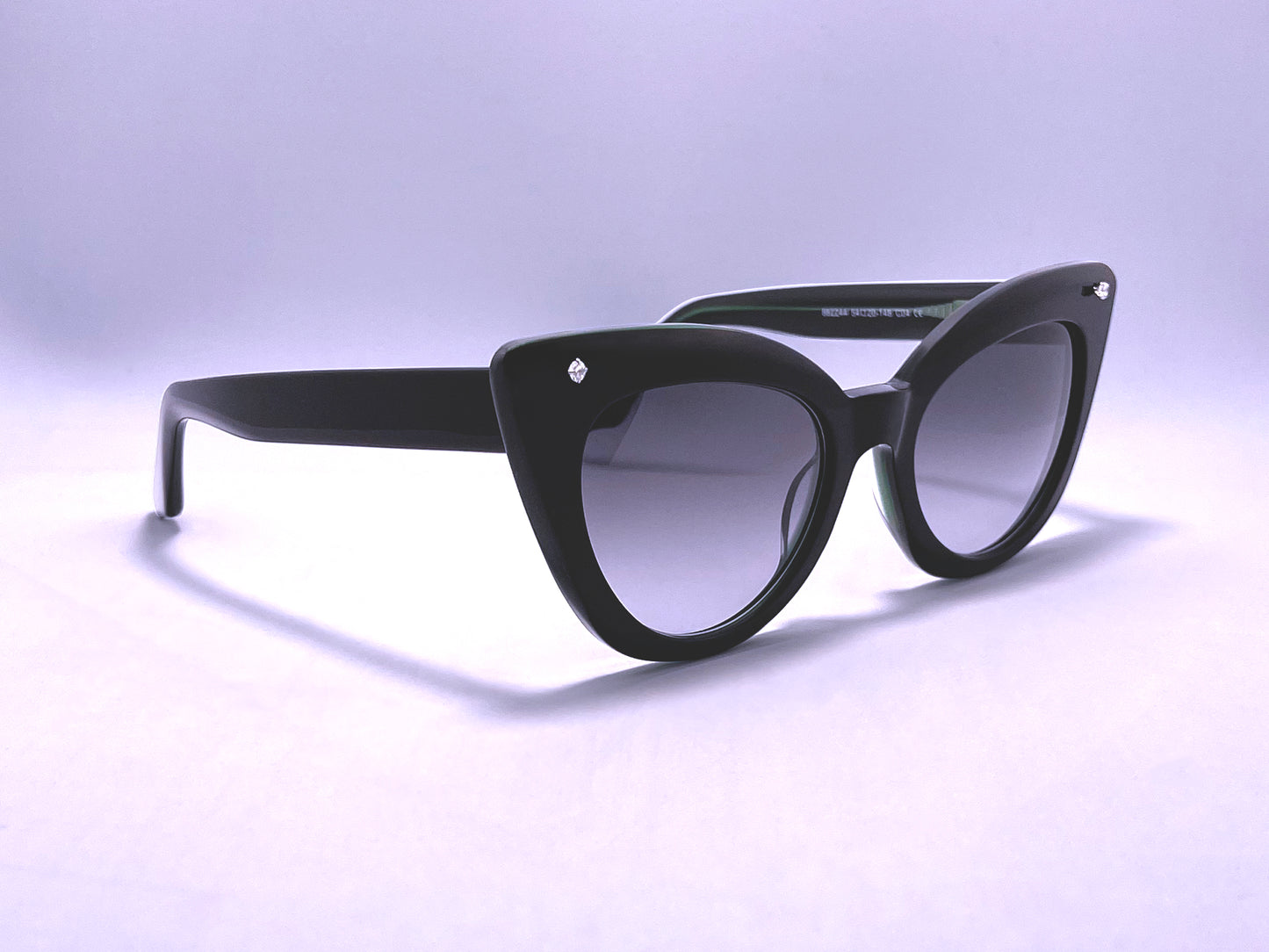 "1 EROTIC GAME" Black Crystal Green